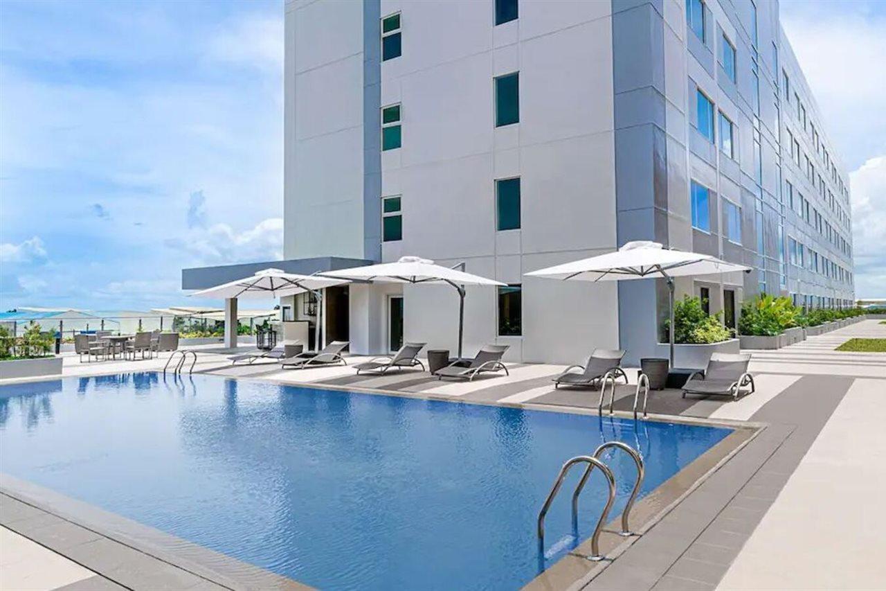 Park Inn By Radisson Баколод Екстериор снимка
