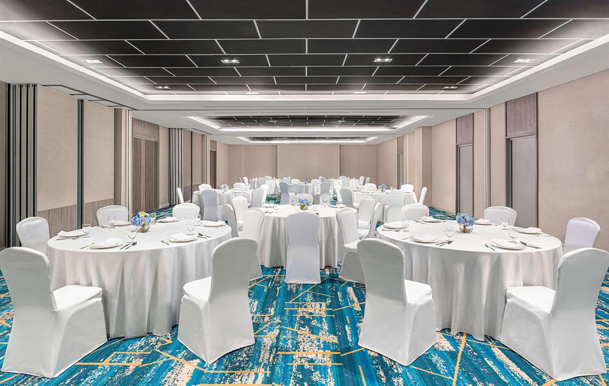 Park Inn By Radisson Баколод Екстериор снимка